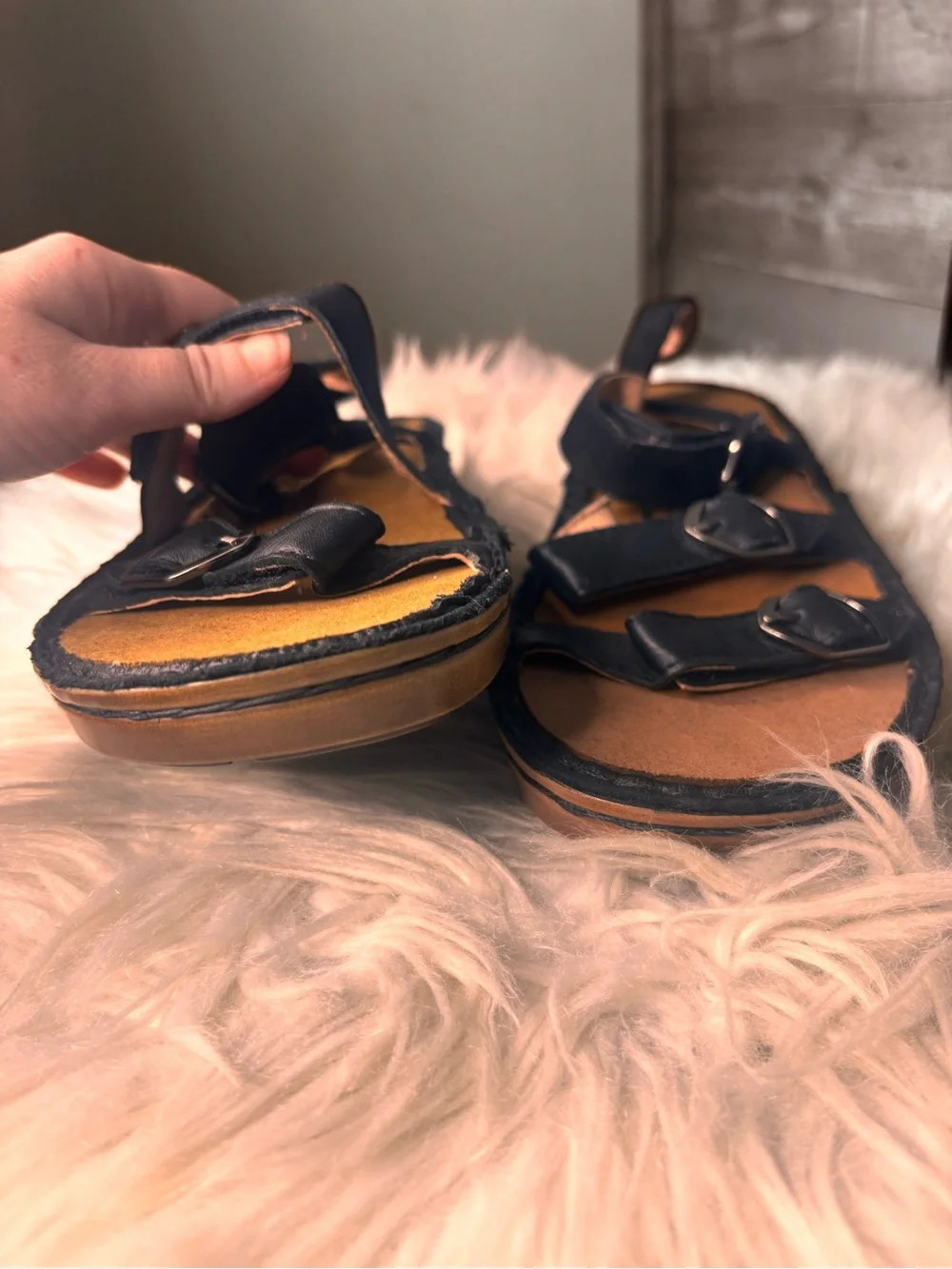 Noat US 8 Black Leather Buckle Strap comfort orthopedic Sandals with Tan Footbed